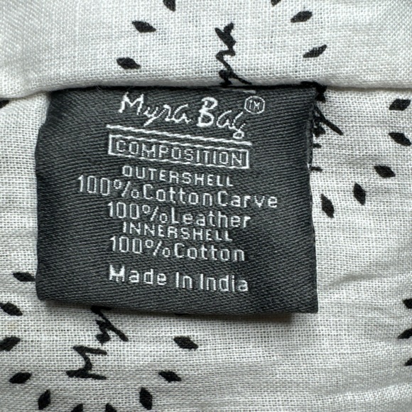 Myra Bag Myra Pastel Hues Weekender Bag - Picture 13 of 16